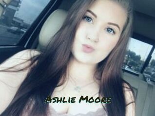 Ashlie_Moore