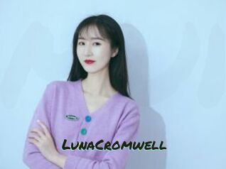 LunaCromwell