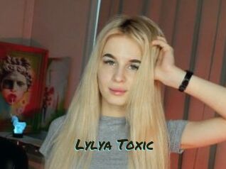 Lylya_Toxic