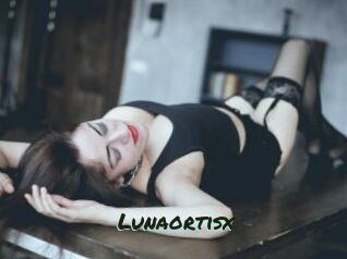 Lunaortisx