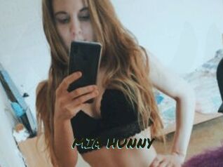 MIA_HUNNY