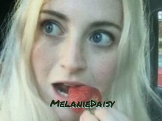 Melanie_Daisy