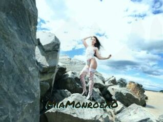 MiaMonroeXO Muhyoo Adult