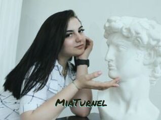 MiaTurnel