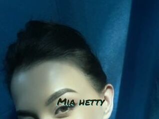 Mia_hetty