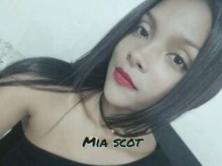 Mia_scot