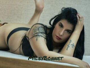 MileyBonnet