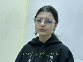 Monicabruslie