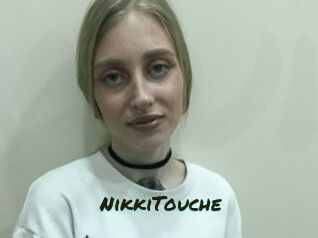 NikkiTouche